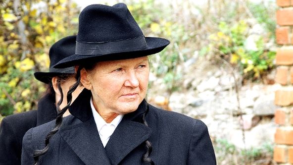 Divadlo Sklep: Böhmen und Mähren (3/3)