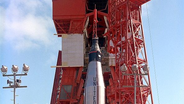 Kosmický věk: Příběh NASA (1/4)