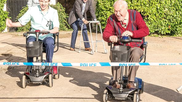 Vraždy ve Stratfordu (1)