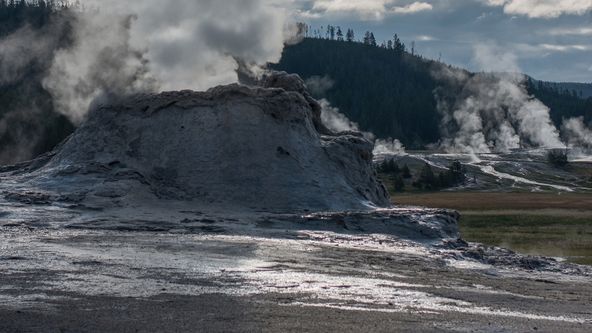 Divoký Yellowstone (2/2)