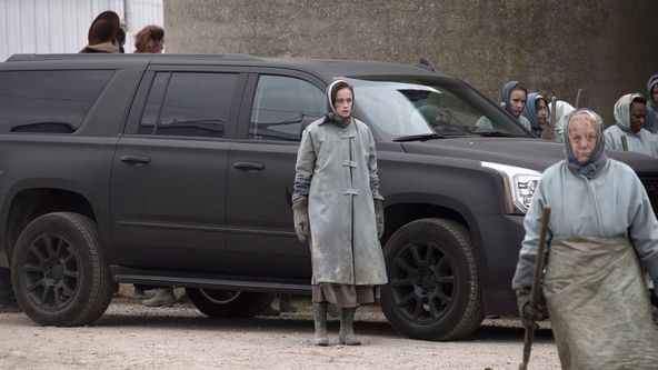 Příběh služebnice II (2)