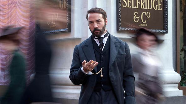 Pan Selfridge II (4/10)