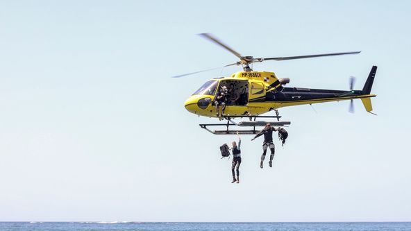 V divočině s Bearem Gryllsem (1)