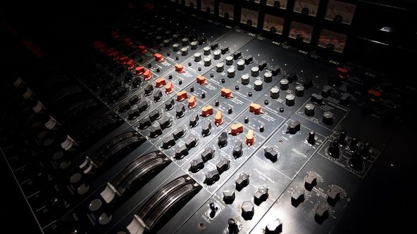 Jak se kalila hudba, Hudební klub