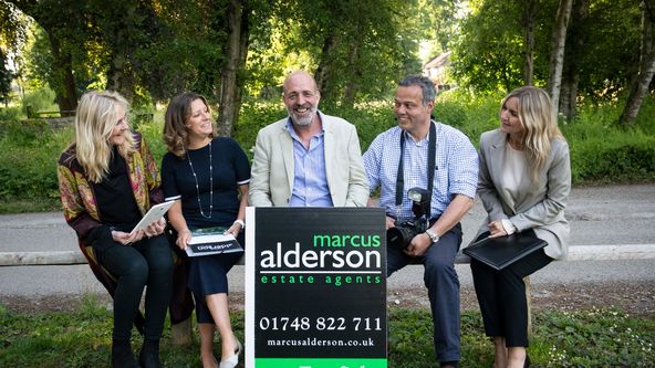 Hledá se nemovitost na anglickém venkově (3)