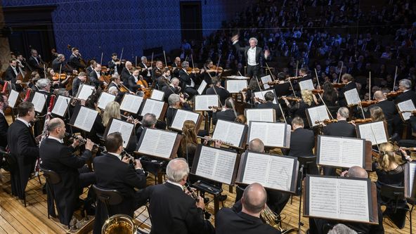 Franz Welser-Möst řídí Českou filharmonii