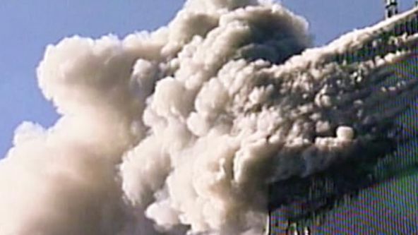 11. september: Padajúci muž