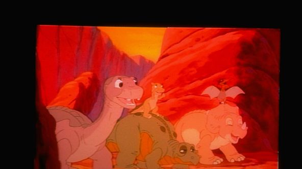 Země dinosaurů 6: Tajemství ještěří skály