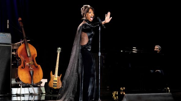 Whitney Houston: I Wanna Dance with Somebody