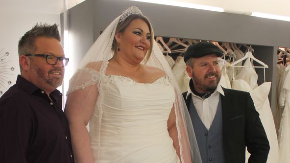 Butik pro plnoštíhlé nevěsty IV (1)