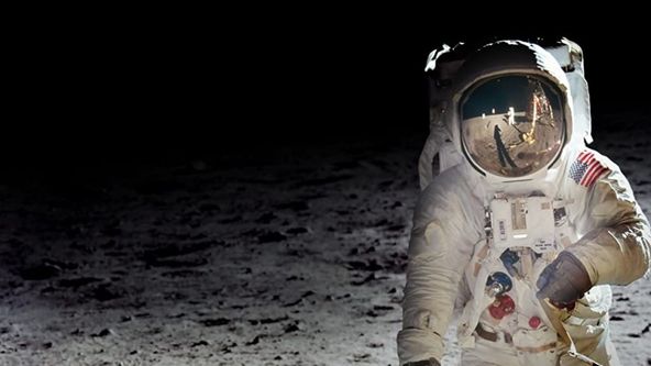Apollo: Nový Měsíc