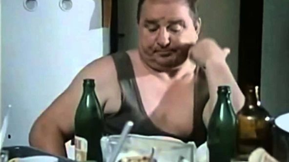 Slunce, seno a pár facek