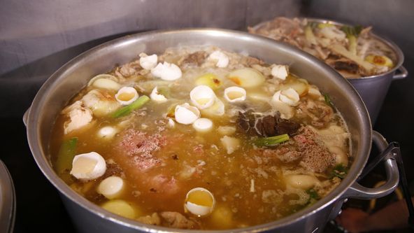 Skurrile Kost: Kulinarische Reisen VI (8)