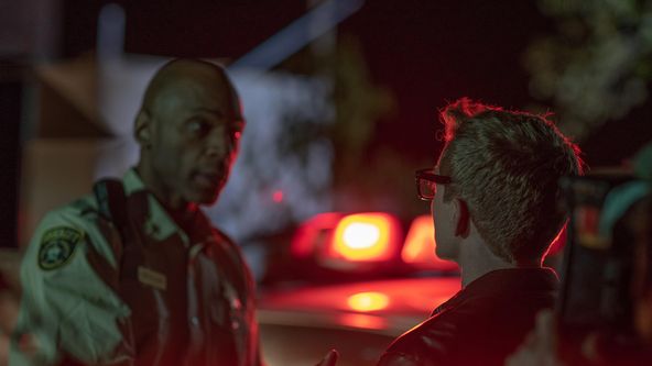 Všude dobře, doma vražda (2)