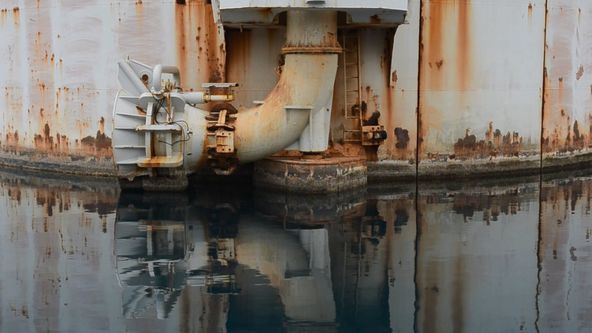 Loď, Dokumentární klub