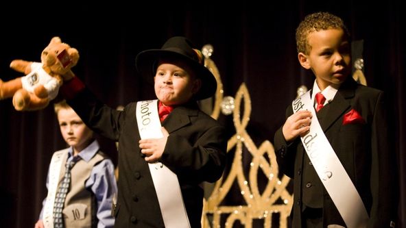Caparti a čelenky III (13)