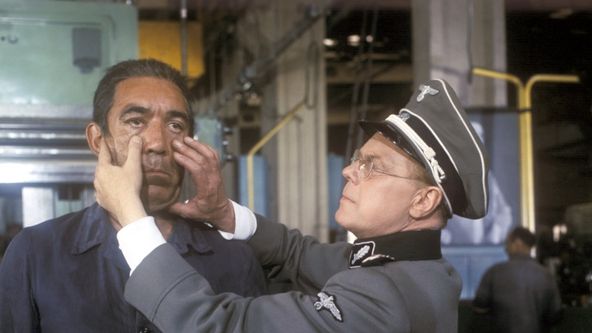 25. hodina, Velikáni filmu... Anthony Quinn