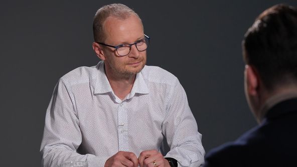 DVTV: Pavel Tomášek
