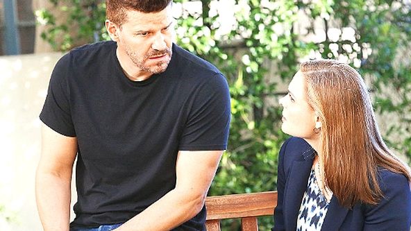 Sběratelé kostí X (1)