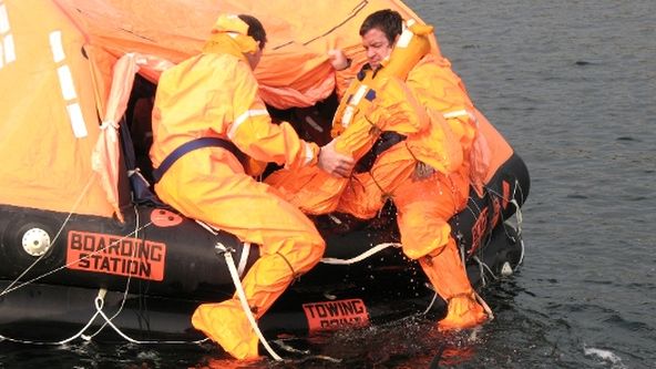 Zkáza torpédoborce Coventry