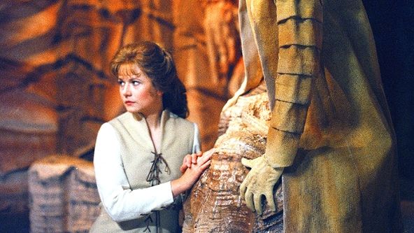 Víla z jeskyně zla