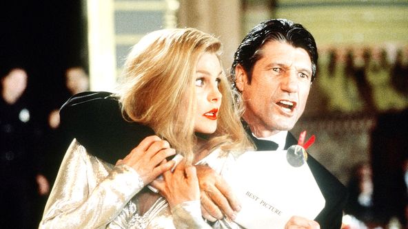 Bláznivá střela 33 1/3: Poslední trapas