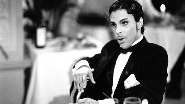 Pod třešňovou lunou