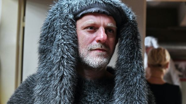 Zkáza Dejvického divadla (2/6)