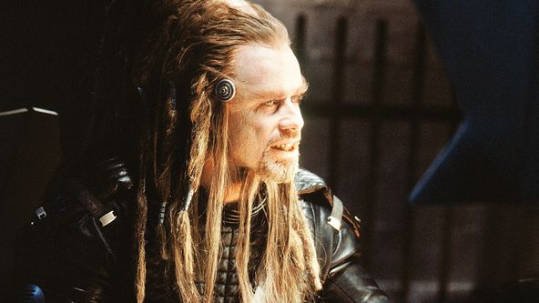 Bojiště Země: Sága roku 3000