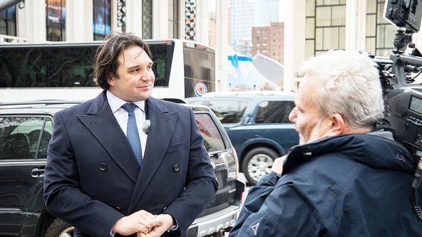 Adam Plachetka, cesta na vrchol