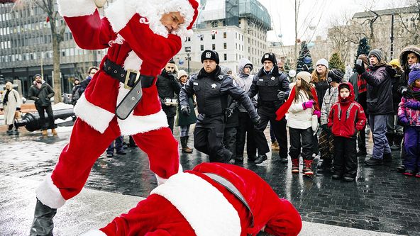 Santa je pořád úchyl