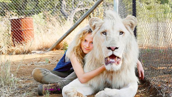 Mia a bílý lev
