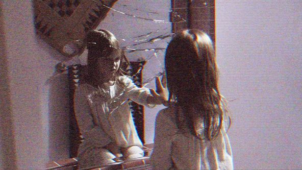 Paranormal Activity: Jiný rozměr