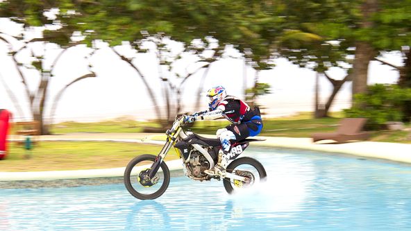 Nitro Circus: Najextrémnejšie skoky na motorkách