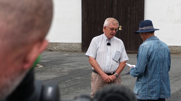 Trvalé bydliště venkov (10/16)