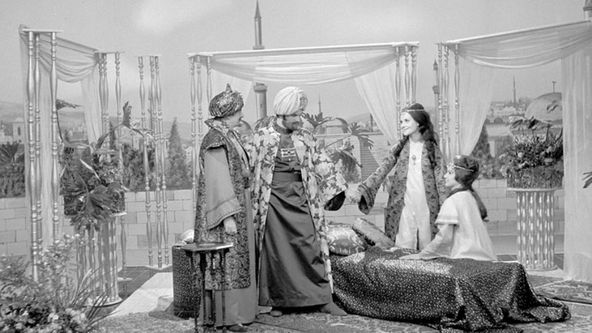 O ptáku se smaragdovým peřím