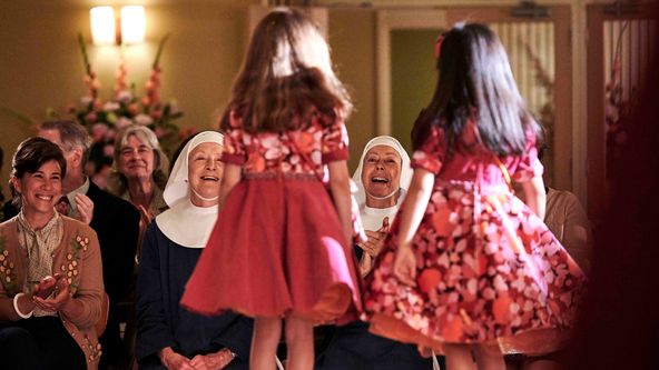 Zavolejte porodní sestřičky IX (3/8)