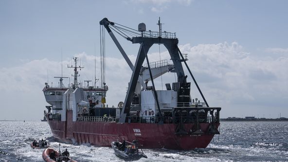 Případ: Ponorka (1/6)