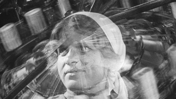 Muž s kinoaparátem