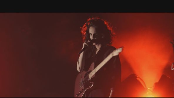 Anna Calvi: Pařížský koncert