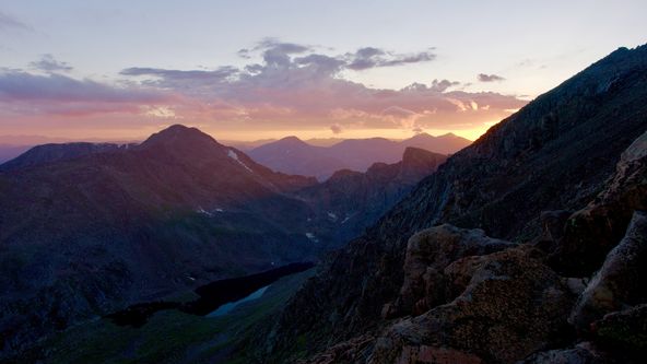 Narozeni ve Skalnatých horách (1/2)