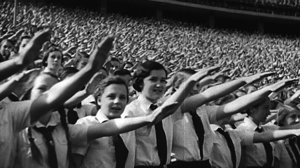 Ženy pod Hitlerovou vlajkou (1)