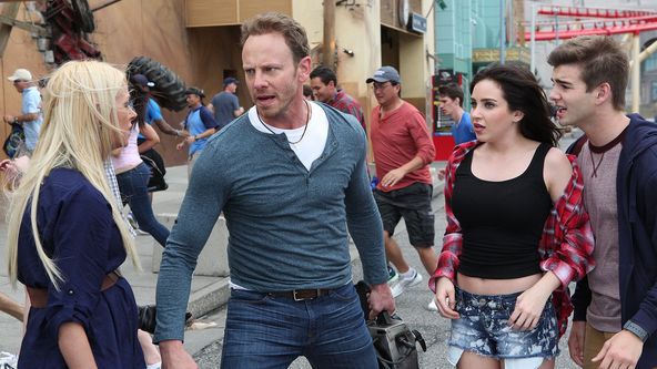 Žraločí tornádo 4