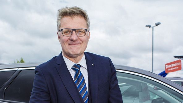 Utajený velký šéf (2)