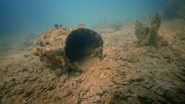 Pearl Harbor: Do útrob Arizony (2/2)