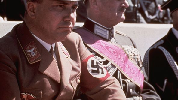 Hitler: Osudová přitažlivost (3)