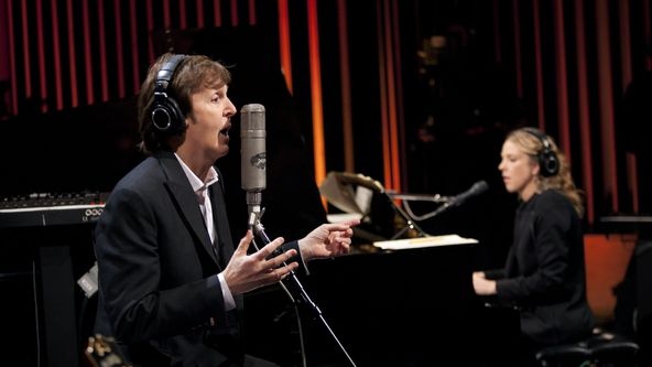 Paul McCartney: Kisses On The Bottom