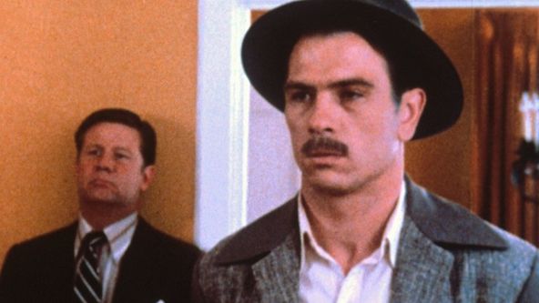 Úžasný Howard Hughes