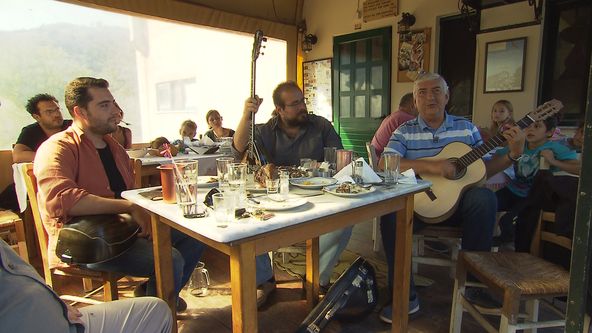 Vůně krétské kuchyně s Miroslavem Donutilem