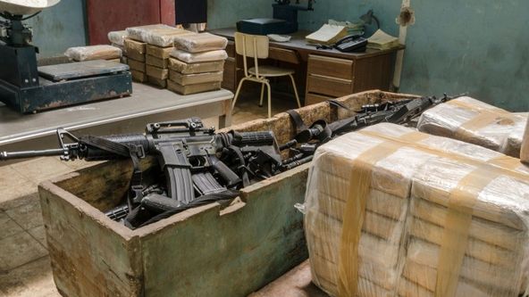 Svět narkotik: Honit draka III (6)